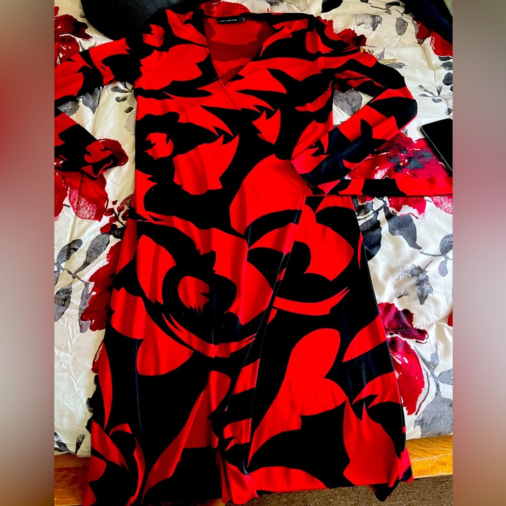 Red/ black wrap around dress